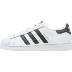 Adidas Originals SUPERSTAR FOUNDATION Tenisówki i Trampki white/core black. Białe trampki męskie adidas Originals, ze skóry. Za 249,00 zł.