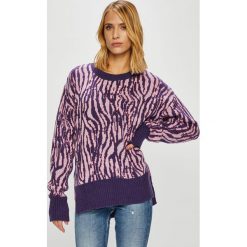 Trendyol - Sweter. Swetry damskie Trendyol. W wyprzedaży za 49,90 zł.