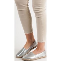 SREBRNE ESPADRYLE. Szare baleriny damskie New tlck, bez wzorów, bez obcasa. Za 69,90 zł.