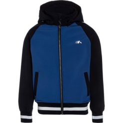Name it NKMALFA SPORT Kurtka przejściowa sky captain. Niebieskie kurtki dziewczęce Name it, z poliesteru, sportowe. Za 209,00 zł.