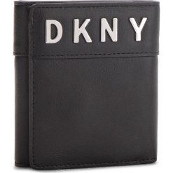 Mały Portfel Damski DKNY - Bedford Trifold Wallet R831K793 Black/Silver BSV. Czarne portfele damskie DKNY, bez wzorów, ze skóry. W wyprzedaży za 389,00 zł.