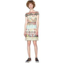 Desigual Kamizelka damska kamizelka Elvira 18SWVKA1 1000 (rozmiar S). Kamizelki damskie Desigual, s, bez wzorów, eleganckie. W wyprzedaży za 172,00 zł.