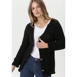 Czarny Sweter Bardia. Czarne swetry damskie Born2be, uniwersalny, bez wzorów, z dzianiny. Za 199,99 zł.