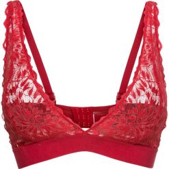 Biustonosz bralette bonprix czerwony chili. Czerwone biustonosze bonprix, w koronkowe wzory, z koronki. Za 44,99 zł.