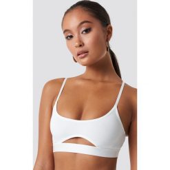 Ow Intimates Biustonosz Lara - White. Białe biustonosze Ow Intimates, bez wzorów, z materiału. Za 181,95 zł.