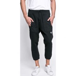Spodnie męskie: adidas Originals – Spodnie