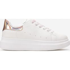 Biało-Różowe Sneakersy Corrarien. Białe sneakersy damskie Multu. Za 39,99 zł.