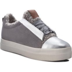Sneakersy GANT - Amanda 17531849 Silver G80. Szare półbuty damskie GANT, bez wzorów, ze skóry, bez obcasa, na koturnie, bez zapięcia. W wyprzedaży za 269,00 zł.