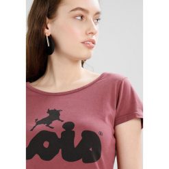 T-shirty damskie: LOIS Jeans CAMISETA SNOW LOGO Tshirt z nadrukiem burgundy