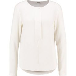 Bluzki asymetryczne: Modström SPENCE Bluzka off white