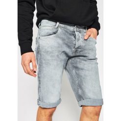Szorty jeansowe Pepe Jeans Spike PM800109. Szare spodenki i szorty męskie Pepe Jeans, m, bez wzorów, z elastanu. Za 279,00 zł.