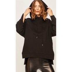 Answear - Bluza. Czarne bluzy damskie ANSWEAR, s, bez wzorów, z bawełny, bez rękawów, z kapturem. W wyprzedaży za 99,90 zł.