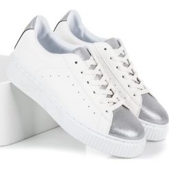 Wiązane trampki snake print LILLIE. Białe trampki i tenisówki damskie marki Merg. Za 79,90 zł.