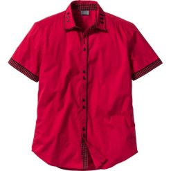 Koszula z krótkim rękawem Slim Fit bonprix ciemnoczerwony. Czerwone koszule męskie bonprix, xl, z aplikacjami, z kontrastowym kołnierzykiem, z krótkim rękawem. Za 89,99 zł.