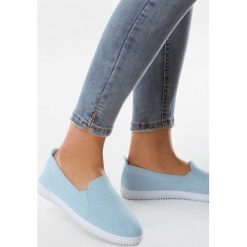 Niebieskie Tenisówki Lots. Niebieskie buty sportowe damskie Born2be, bez wzorów, sportowe, tenisowe. Za 49,99 zł.