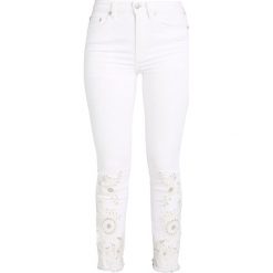 Jeansy damskie: Free People CUTWORK CIGARETTE Jeansy Slim Fit ivory