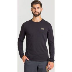 LONGSLEEVE EA7 EMPORIO ARMANI. Czarne bluzy męskie EA7 Emporio Armani, m, z nadrukiem, z elastanu, z okrągłym kołnierzem, bez rękawów, bez kaptura. Za 279,00 zł.