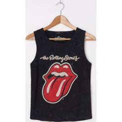 Top z nadrukiem The Rolling Stones - Czarny. Czarne topy damskie House, s, z nadrukiem, bez kołnierzyka. Za 49,99 zł.