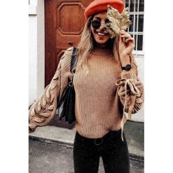 Damski sweter BEJANA. Brązowe bluzy damskie Damski sweter BEJANA, uniwersalny, bez wzorów, bez rękawów, bez kaptura. W wyprzedaży za 69,00 zł.