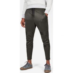 G-Star Raw - Spodnie. Czarne spodnie męskie G-Star RAW, xl, bez wzorów, z bawełny, retro. W wyprzedaży za 379,90 zł.