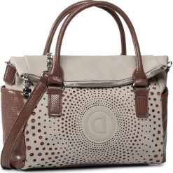 Torebka DESIGUAL - 20SAXP97 1000. Brązowe torebki klasyczne damskie Desigual, bez wzorów, ze skóry ekologicznej, klasyczne, bez dodatków. W wyprzedaży za 239,00 zł.