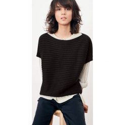 Sweter "Falsi" w kolorze czarnym. Czarne swetry damskie Comptoir des Cotonniers, xl, bez wzorów, z bawełny, klasyczne, z krótkim rękawem, krótkie, bez kaptura. W wyprzedaży za 129,95 zł.