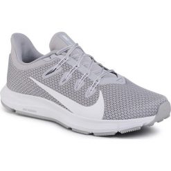 Buty NIKE - Quest 2 CI3787 004 Wolf Grey/White. Szare buty sportowe męskie Nike, z tworzywa sztucznego, bez zapięcia, do biegania. Za 319,00 zł.
