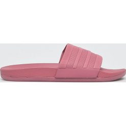 Adidas Performance - Klapki. Różowe klapki damskie marki adidas Performance, z materiału, na płaskiej podeszwie. W wyprzedaży za 129,90 zł.