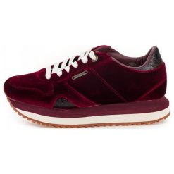 Pepe Jeans tenisówki damskie Zion Velvet 36 burgund. Czerwone trampki i tenisówki damskie Pepe Jeans, bez wzorów, z jeansu, bez zapięcia. W wyprzedaży za 272,00 zł.