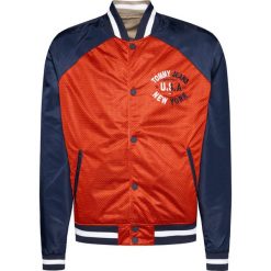 Kurtka bomber Tommy Jeans Tjm Reversible DM0DM07793. Brązowe kurtki męskie Tommy Jeans, s, bez wzorów, z jeansu, bez kaptura. Za 899,00 zł.