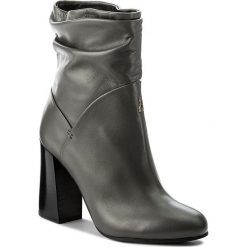 Buty zimowe damskie: Botki PATRIZIA PEPE – 2V7207/A483-S493 Dark Grey