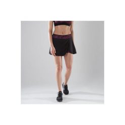 Spódnico - spodenki fitness kardio 500 damskie. Czarne spodenki sportowe damskie marki DOMYOS, xs, z elastanu, na fitness i siłownię. W wyprzedaży za 44,99 zł.
