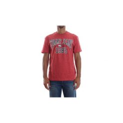 T-shirty z krótkim rękawem Tommy Jeans DM0DM05129 COLLEGIATE TEE. Czerwone t-shirty męskie Tommy Jeans, m, bez wzorów, z jeansu, bez kołnierzyka, krótkie. Za 131,30 zł.