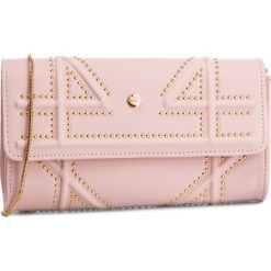 Torebka MONNARI - BAG4240-026 Pink. Różowe torebki klasyczne damskie Monnari, bez wzorów, ze skóry ekologicznej, klasyczne, bez dodatków. W wyprzedaży za 99,00 zł.