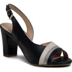 Sandały CAPRICE - 9-28314-24 Ocean Comb 880. Niebieskie klapki damskie Caprice, bez wzorów, ze skóry, bez obcasa, na obcasie. Za 279,00 zł.
