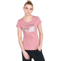 G-Star RAW Graphic 18 Koszulka Różowy. Różowe koszulki damskie G-Star RAW, s, z nadrukiem, z bawełny, retro, bez kołnierzyka. Za 145,95 zł.