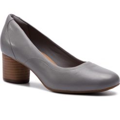 Półbuty CLARKS - Un Cosmo Step 261396884 Grey. Półbuty damskie Clarks. W wyprzedaży za 269,00 zł.