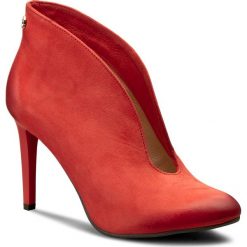 Buty zimowe damskie: Szpilki CARINII – B3255 H55-000-000-A92
