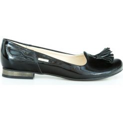 Baleriny lakierki - skóra naturalna - model 009 - kolor czarny lakier. Czarne baleriny damskie Zapato, bez wzorów, ze skóry, eleganckie, na niskim obcasie, na obcasie. W wyprzedaży za 179,40 zł.