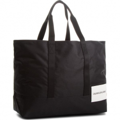 Torebka CALVIN KLEIN JEANS - Sport Essential Carr K40K400379 001. Czarne torebki klasyczne damskie marki Calvin Klein Jeans, z jeansu, klasyczne, na ramię, duże. W wyprzedaży za 349,00 zł.
