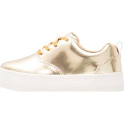 Trampki damskie slip on: Buffalo Tenisówki i Trampki champagne