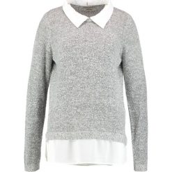 Swetry klasyczne damskie: Zalando Essentials Sweter light grey melange