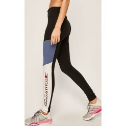Tommy Sport - Legginsy. Zielone spodnie damskie Tommy Sport, s, bez wzorów, z elastanu. W wyprzedaży za 199,90 zł.