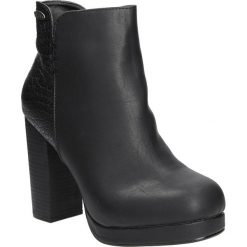 BOTKI BIG STAR V274057. Czarne botki damskie marki BIG STAR, retro, bez obcasa, bez zapięcia. Za 149,99 zł.