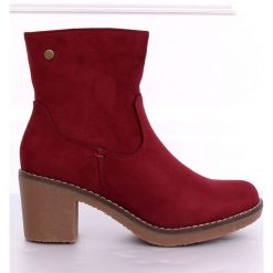 Czerwone Botki na kauczukowym obcasie bordowe 8B852 Wine. Czerwone botki damskie ButyModne, z kauczuku, eleganckie, bez obcasa, na zamek. W wyprzedaży za 139,00 zł.
