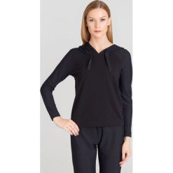 BLUZA DEHA. Czarne bluzy damskie Deha, s, bez wzorów, bez rękawów, z kapturem. Za 164,50 zł.