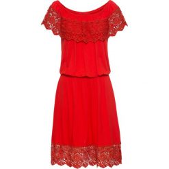 Sukienka shirtowa z dekoltem "carmen" bonprix czerwony sygnałowy. Czerwone sukienki damskie bonprix, w paski, z elastanu, bez kołnierzyka, bez rękawów. Za 89,99 zł.