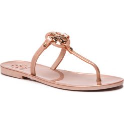 Japonki TORY BURCH - Mini Miller Flat Thong 51148678 Rose Gold 654. Różowe klapki damskie Tory Burch, bez wzorów, z tworzywa sztucznego, bez obcasa, na obcasie. W wyprzedaży za 289,00 zł.