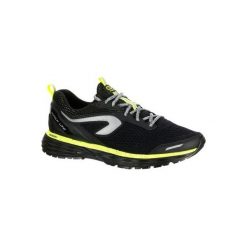 Buty do biegania KIPRUN LONG hydrofobowe męskie. Czarne buty męskie do biegania marki KALENJI, z gumy. Za 269,99 zł.