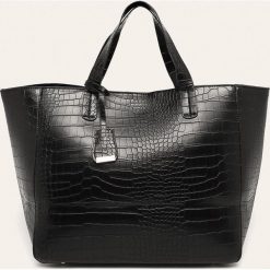 Glamorous - Torebka. Czarne torby damskie na zakupy Glamorous, w paski, z poliesteru, na ramię, duże, bez dodatków. W wyprzedaży za 119,90 zł.
